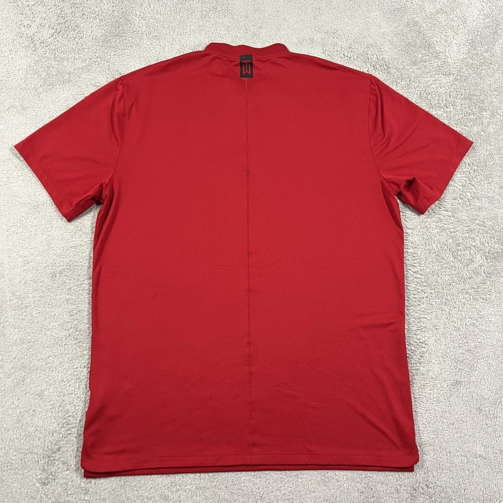 Nike Tiger Woods Polo Shirt Mens Medium Sunday Red Blade Collar Golf BV9219